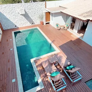 Casa Com Piscina E Acesso A Pé à Do Santinho Florianópolis