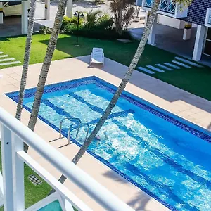 Apto A 70 Metros Da Praia, Piscina, 03 Ar Condicionados, Vaga De Garagem Apartamento